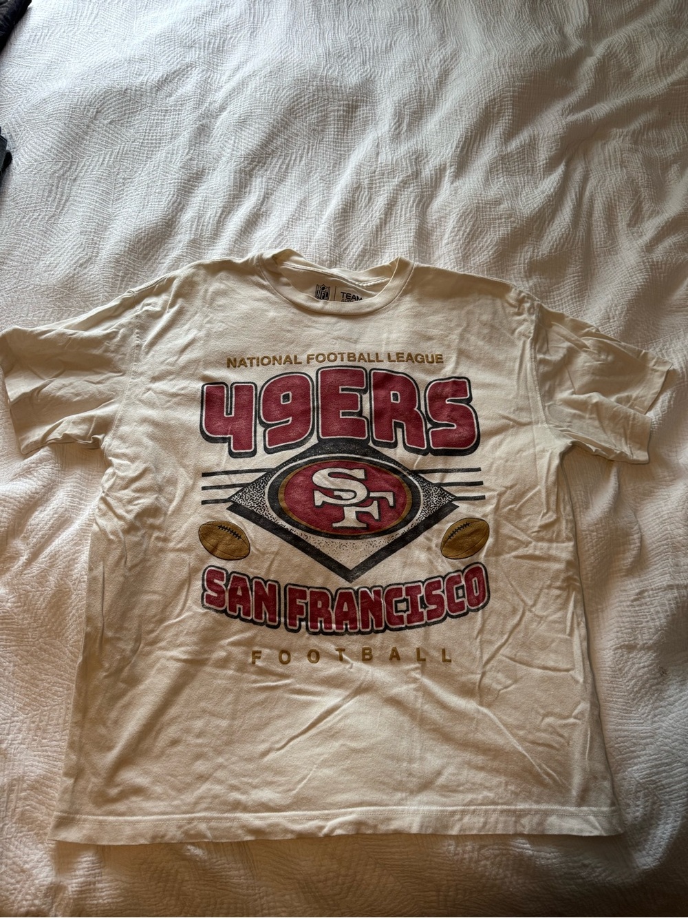 Abercrombie & Fitch Men's San Francisco 49ers White Graphic Tee